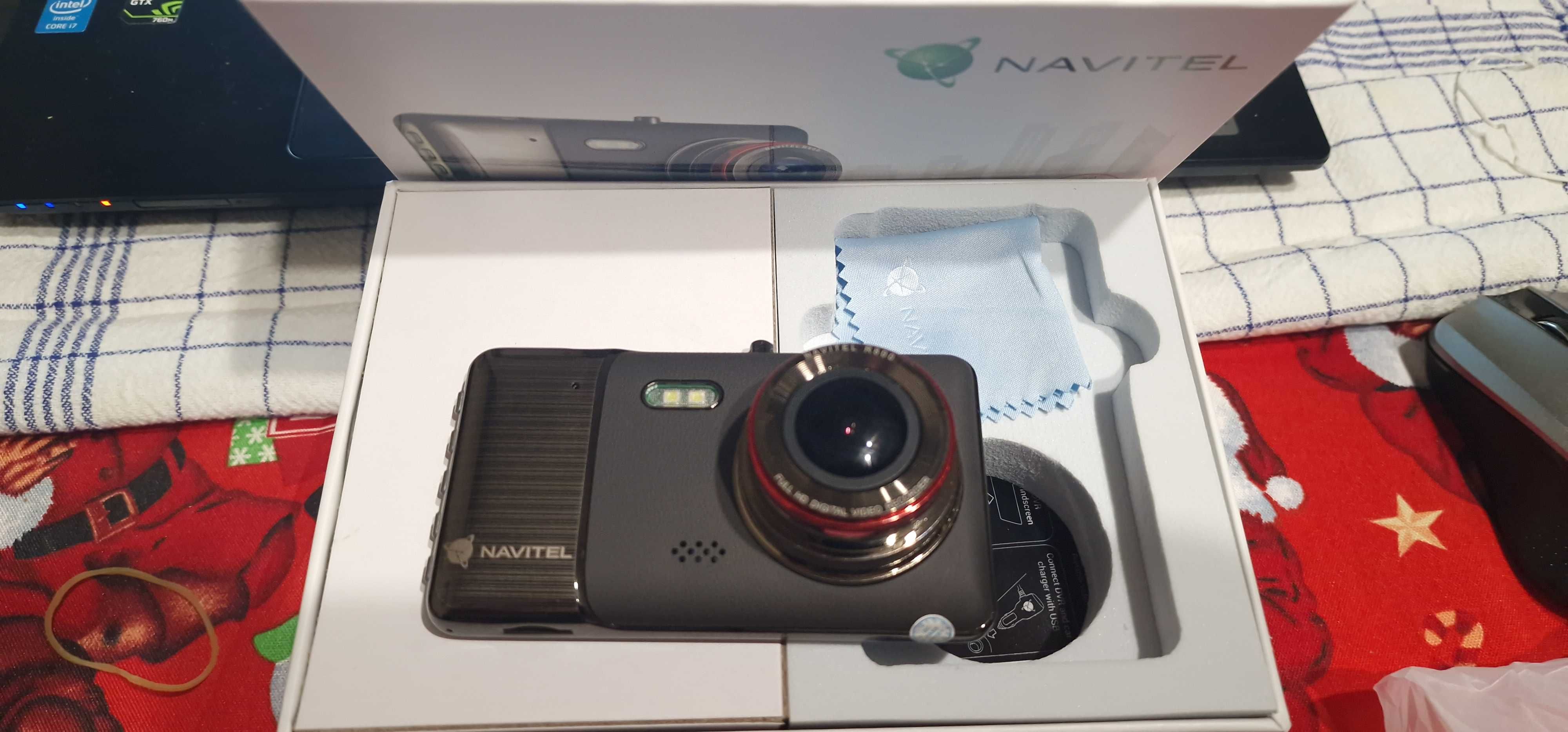 NAVITEL DVR-R800 , Видеорегистратор