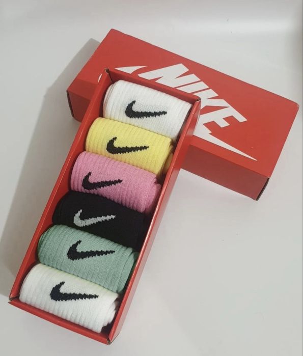Чорапи Nike Налични