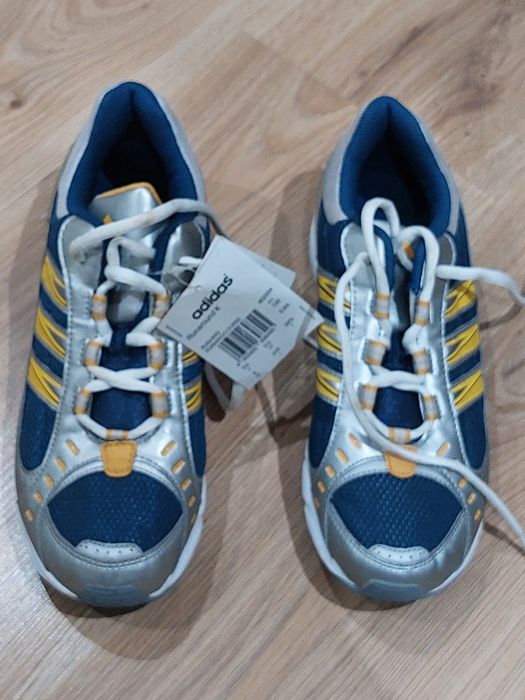 Încălțăminte sport masura 38 noi