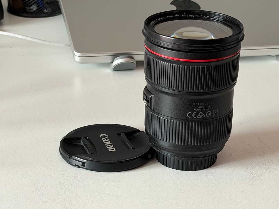 Canon EF 24-70 f/2.8 L II USM, stare perfecta estetic si functional.