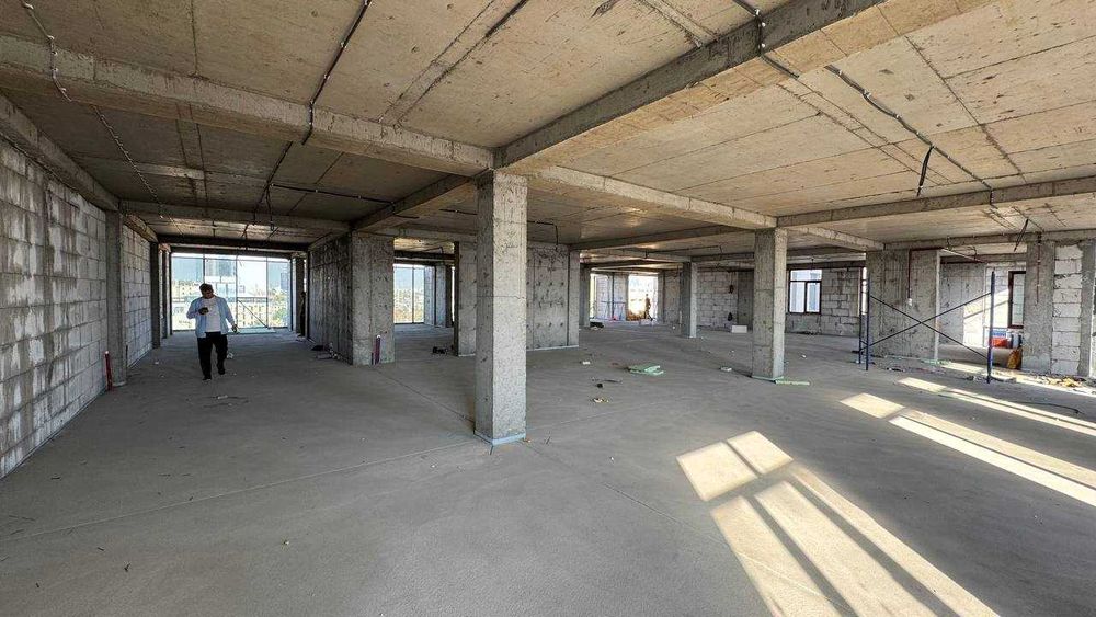 Аренда/Продажа В новом Бизнес Центре