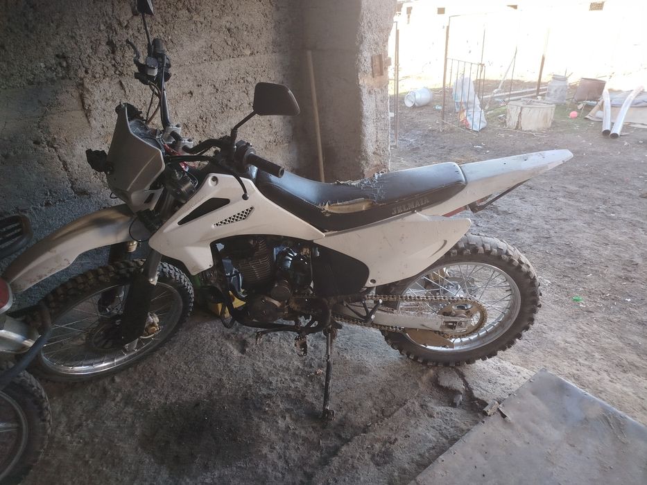 Продам эндуро 250 куб 165Fmw