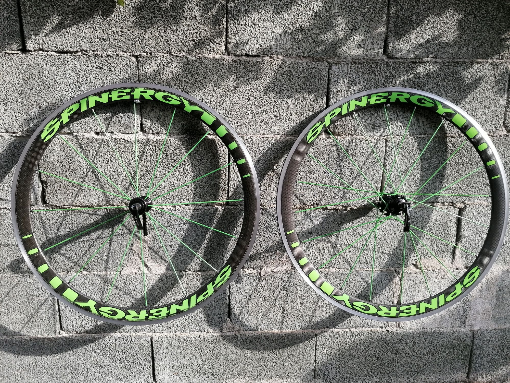 SPINERGY U.S.A. шосейни карбонови капли