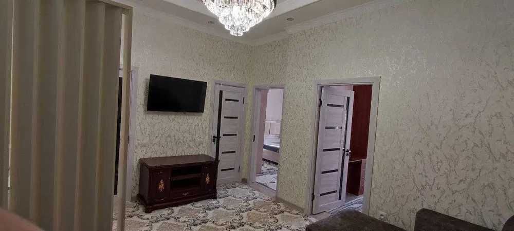 Labzakda 3 xonali uy ijaraga beriladi