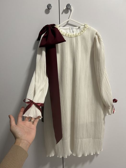 Sarafan nou plisat cu funda maxi detasabila