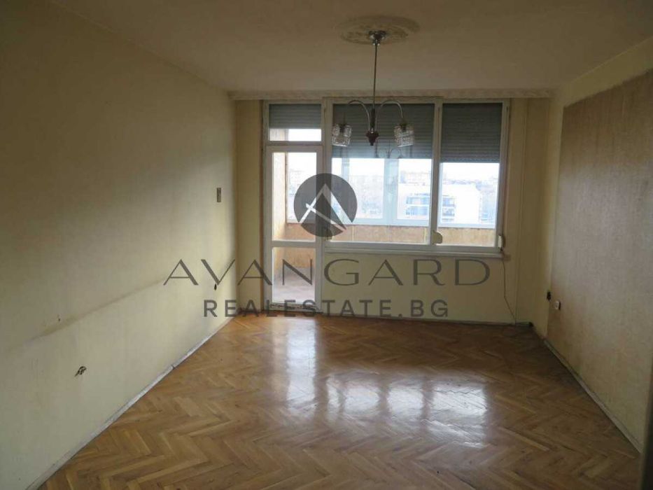 Продава се Тристаен апартамент в Пловдив, Кючук Париж - 107 кв.м за 1233 €/кв.м - Снимка #2