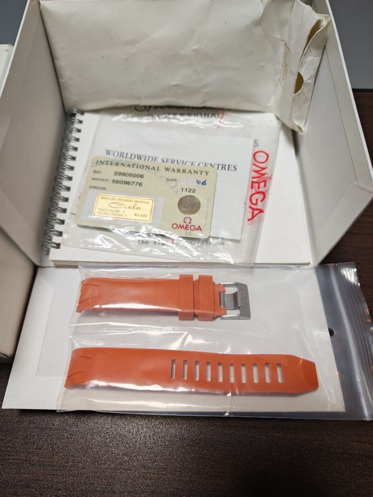 Часовник Omega Speedmaster X33
