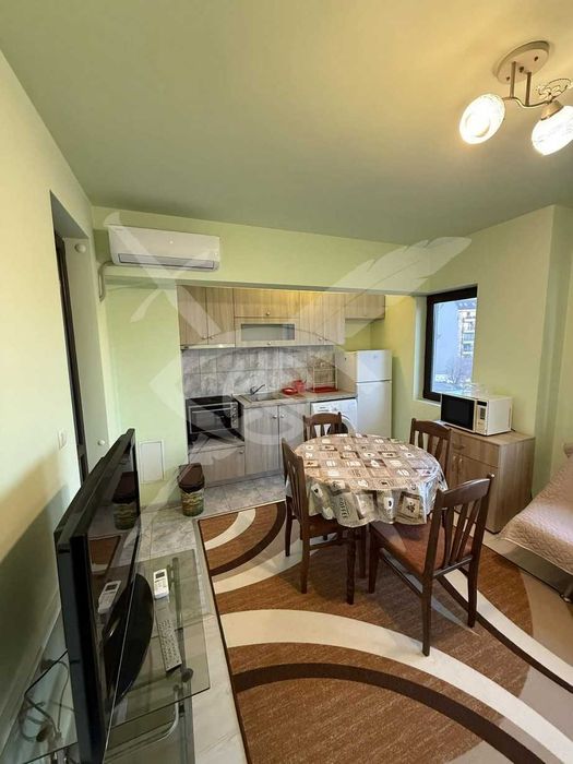 Двустаен апартамент - Колхозен пазар - 181325