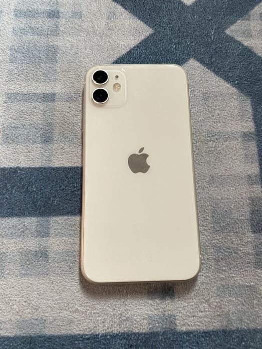 продам айфон 11 128 гб