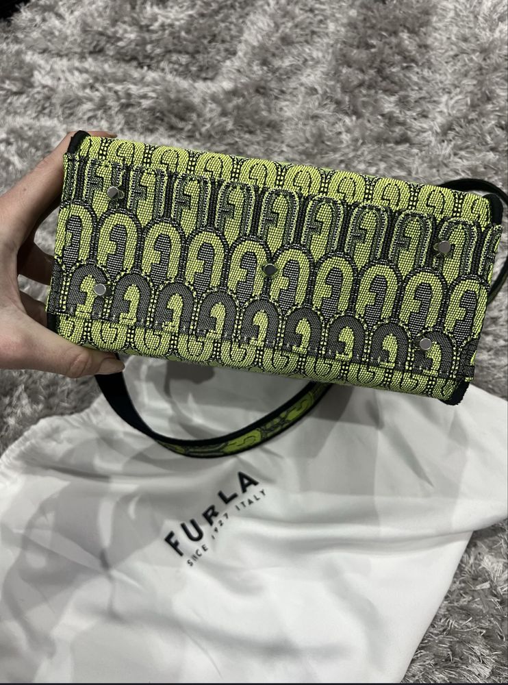 Чанта furla, patrizia pepe