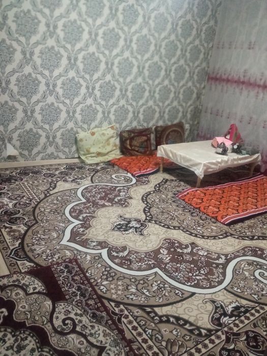 Мирзо улуғбек , 1хонали 2чи этаж срочна сотилади .. ижарагаям кўяамиз