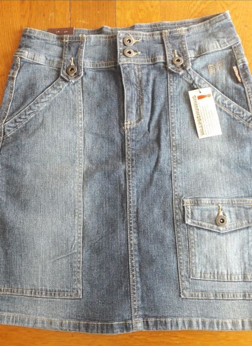 Fusta de blug Buffoon