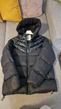 Nou / Geaca Moncler puf scurta