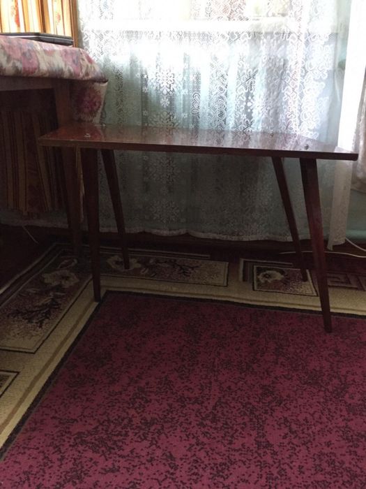 Журнальный столик