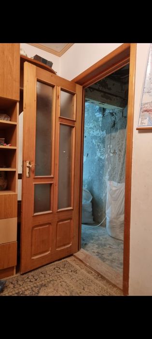 De vânzare 6 uși in stare foarte buna