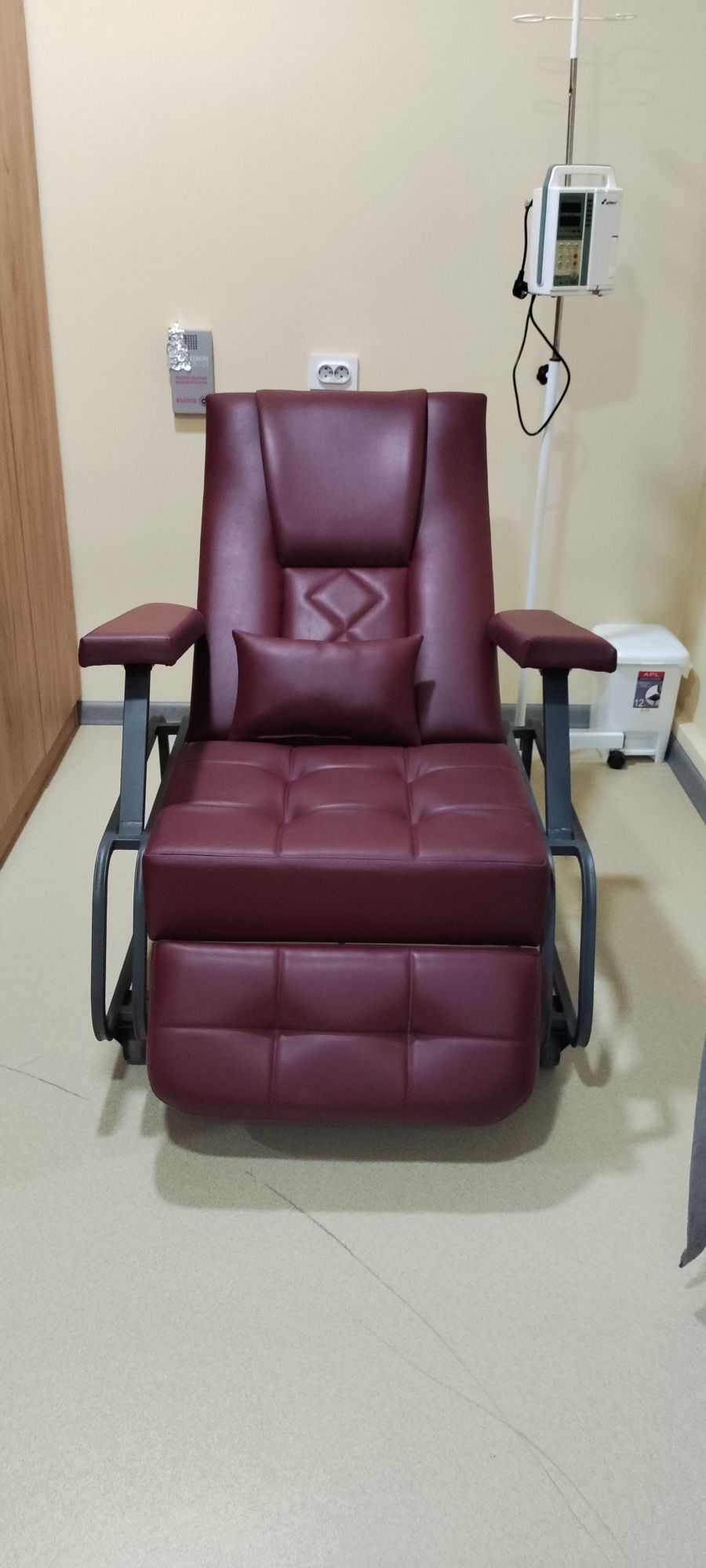 Медицинское кресло, Тиббий Кресло