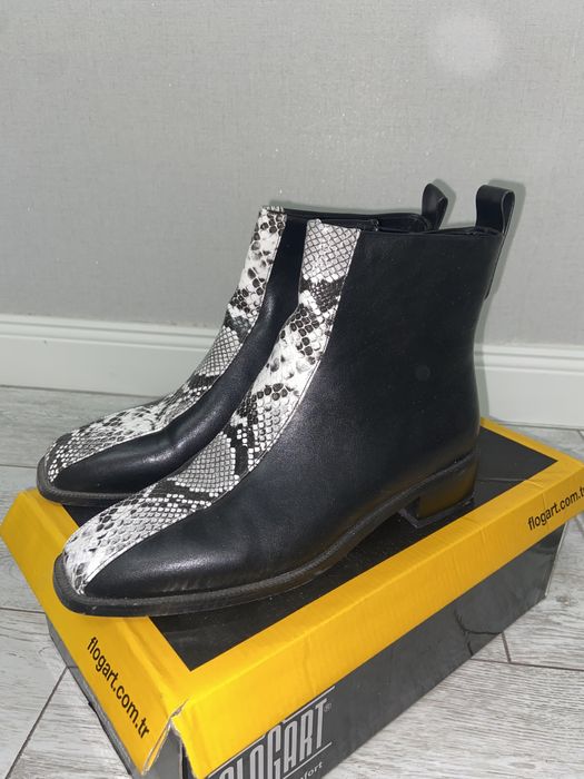 новые полусапожки! 39 размер