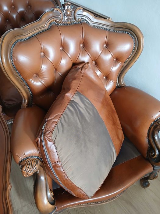 Set canapea + fotolii +măsuță .