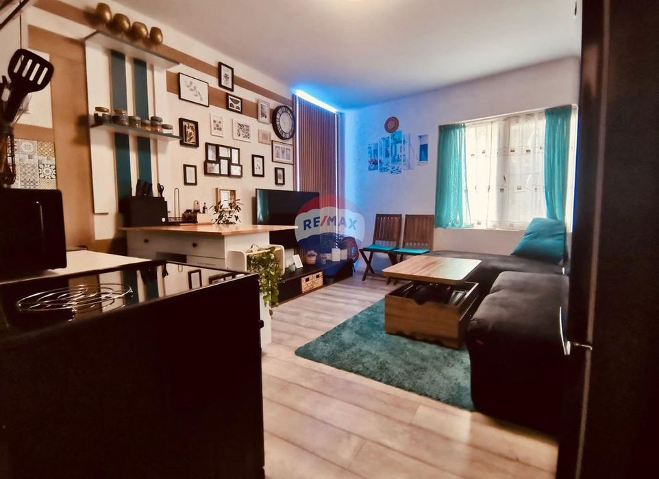 Продава се Къща в Варна, Колхозен пазар - 80 кв.м за 1110 €/кв.м - Снимка #2