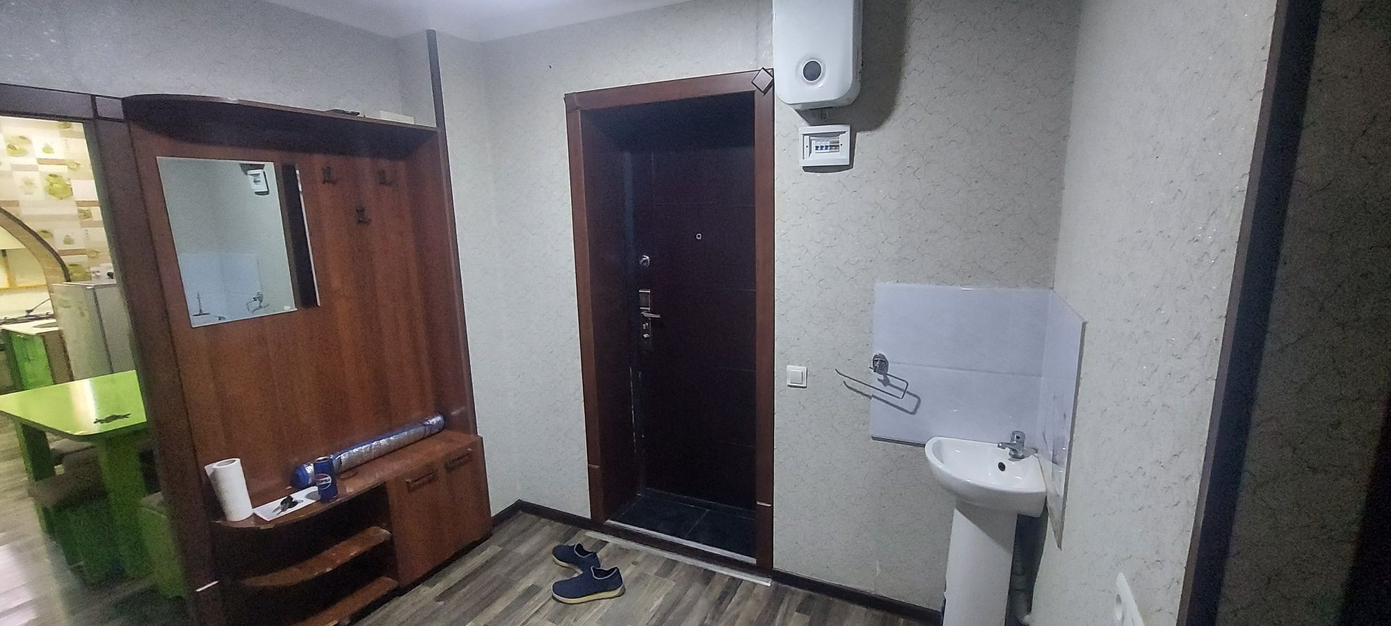 Срочно квартира сотилади