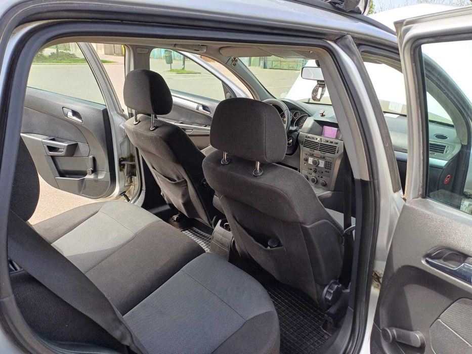 Vand opel Astra H 1.7 DTH