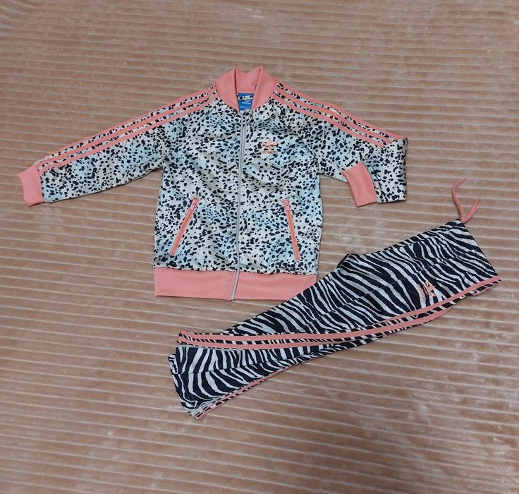 Оригинален детски анцунг Adidas