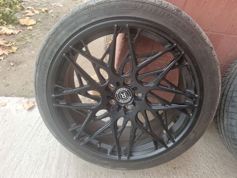 Продаются кованные диски с резиной 245/40/R20