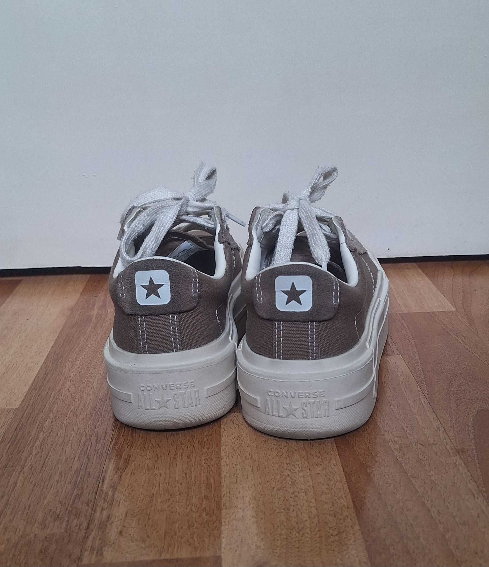 Converse Chuck Taylor All Star Cruise