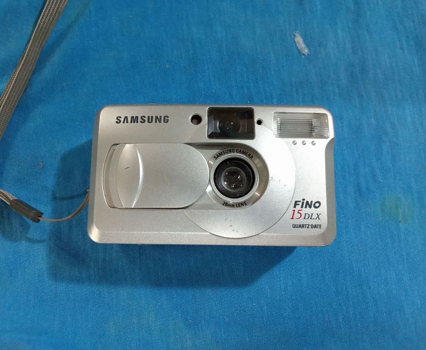 Продаю плёночный фотоаппарат SAMSUNG