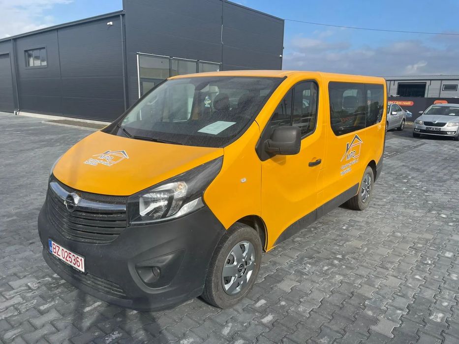 Opel Vivaro Opel Vivaro 1.6 CDTI L2H1, 8+1 locuri