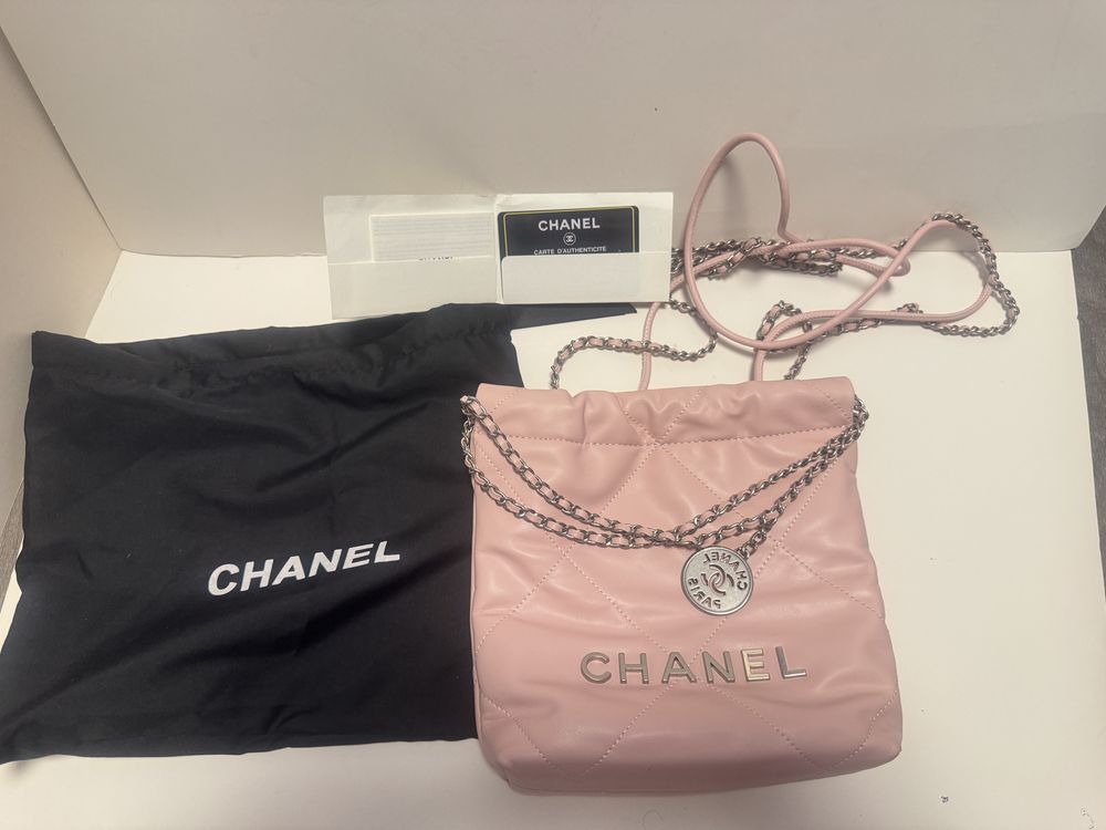 Chanel 22bag mini