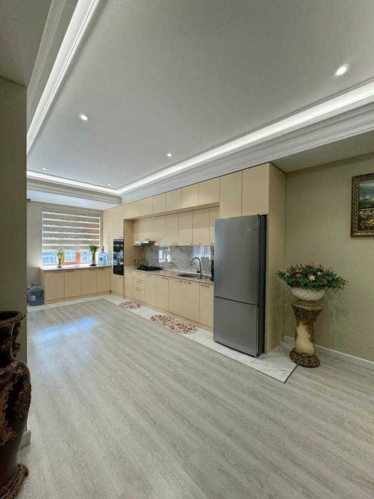 Просторный дуплекс 192 м² с 5 комнатами и 2 балконами | Family House