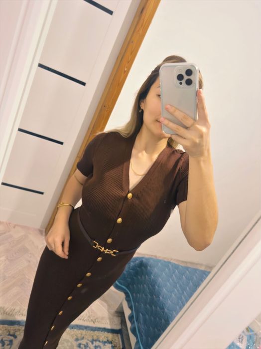 Платье с ремешком