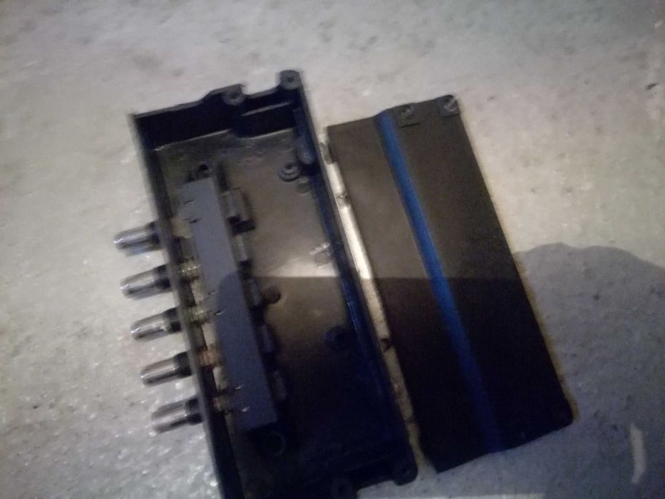 Продавам 3-степенни превключвателите за Аспиратот-Тарус с 2 мотора