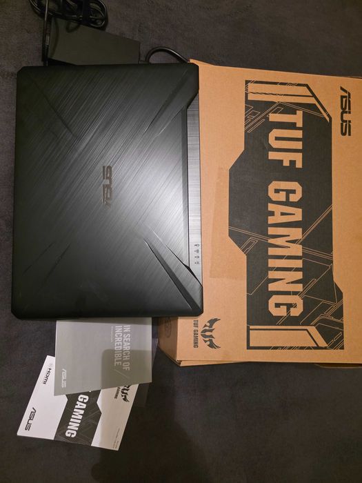 Vand Laptop Gaming ASUS TUF FX505GT cu procesor Intel® Core™ i5-9300H