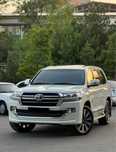 Toyota Land Cruiser 200 4.0L