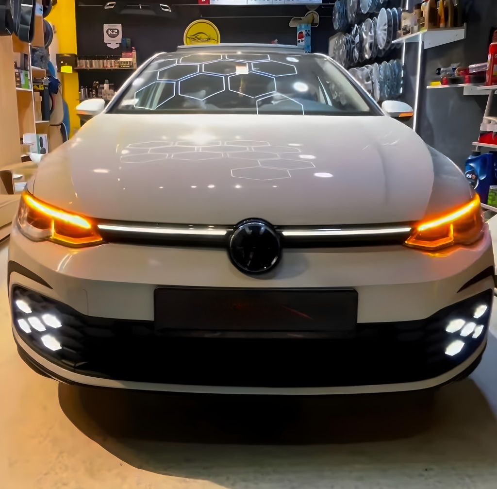 VW Golf 8 GTI пакет предна броня LED дифузьор решетка