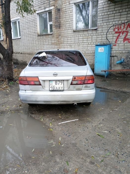 Продам Ниссан сании 1997г автомат объем 1.5