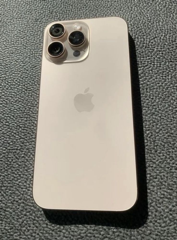 Iphone 16 Pro Max 256GB Desert