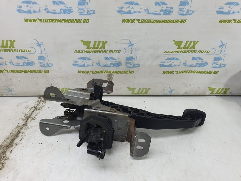 Pedala ambreiaj Mazda 6 GJ  [din 2012 pana  2015] Sedan 2.2 SKYACTIV-