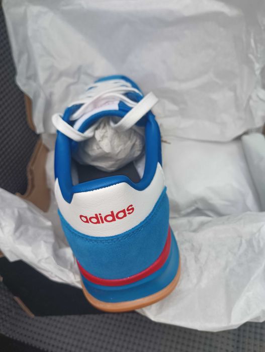 Adidas Run 70.  42.5