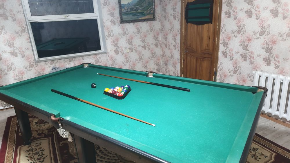 Продаю биллиардный стол