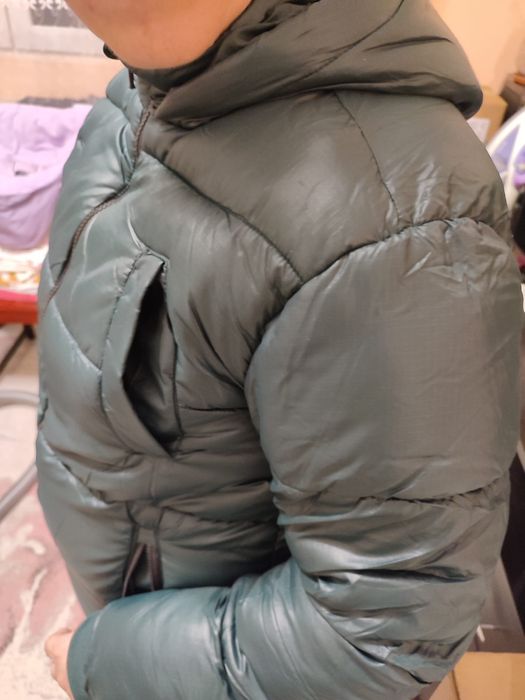 Geci noi cu eticheta