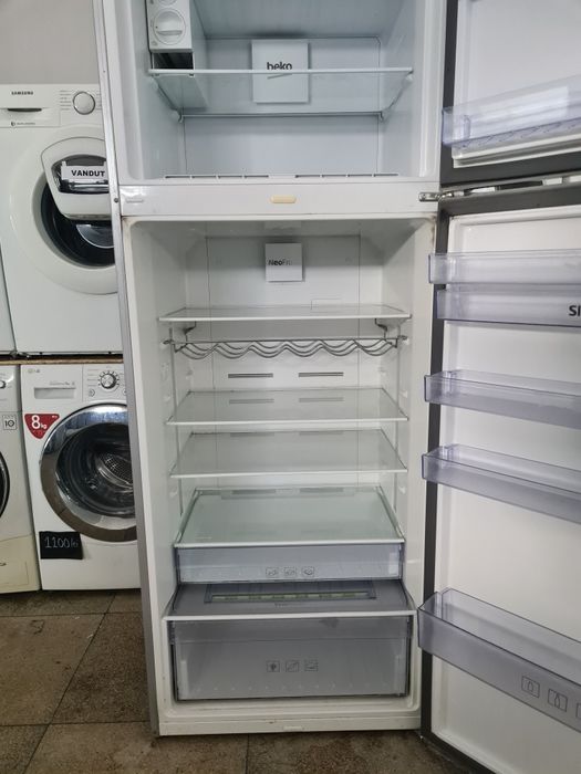 Frigider Beko inox A+++