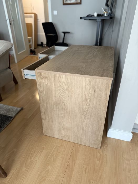 Младежко бюро Plus