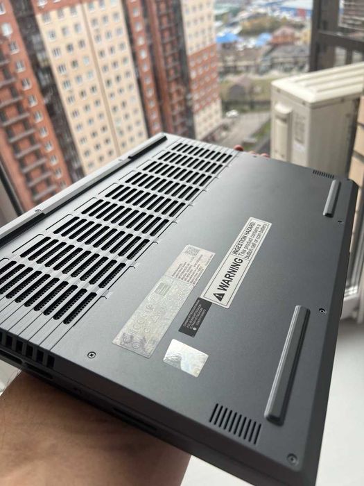 Lenovo Legion Slim 5 16ARP9 / RTX 4070 / Ryzen 7735HS / 16gb / SSD 1Tb