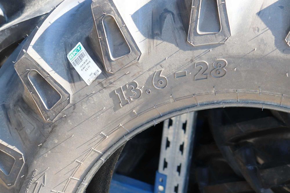 Cauciucuri Tractor spate  13.6-28 BKT 8 PLY Noi cu garantie AgroMir