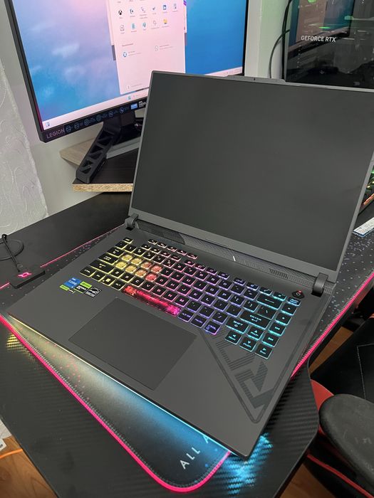 Laptop Asus ROG Strix G16