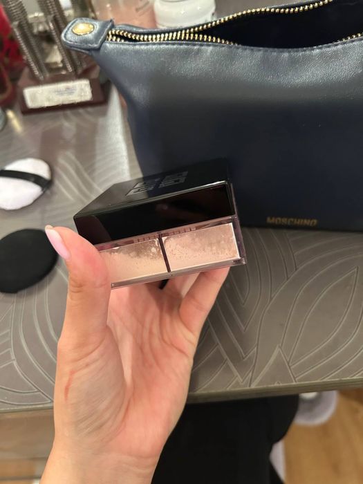 Пудра Givenchy Prisme libre 03