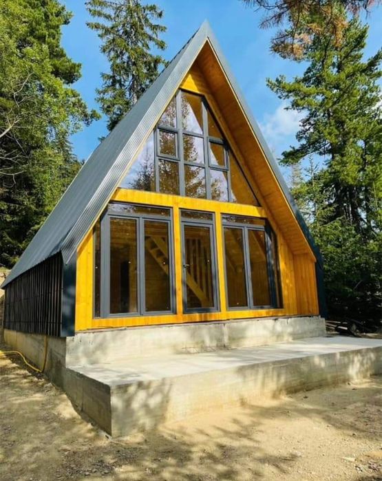 Vând/fac cabane din lemn tip A 

Orice dimisiune 

La schimb cu masini